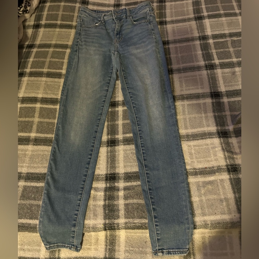 American Eagle Outfitters Light Blue Skinny Jeans